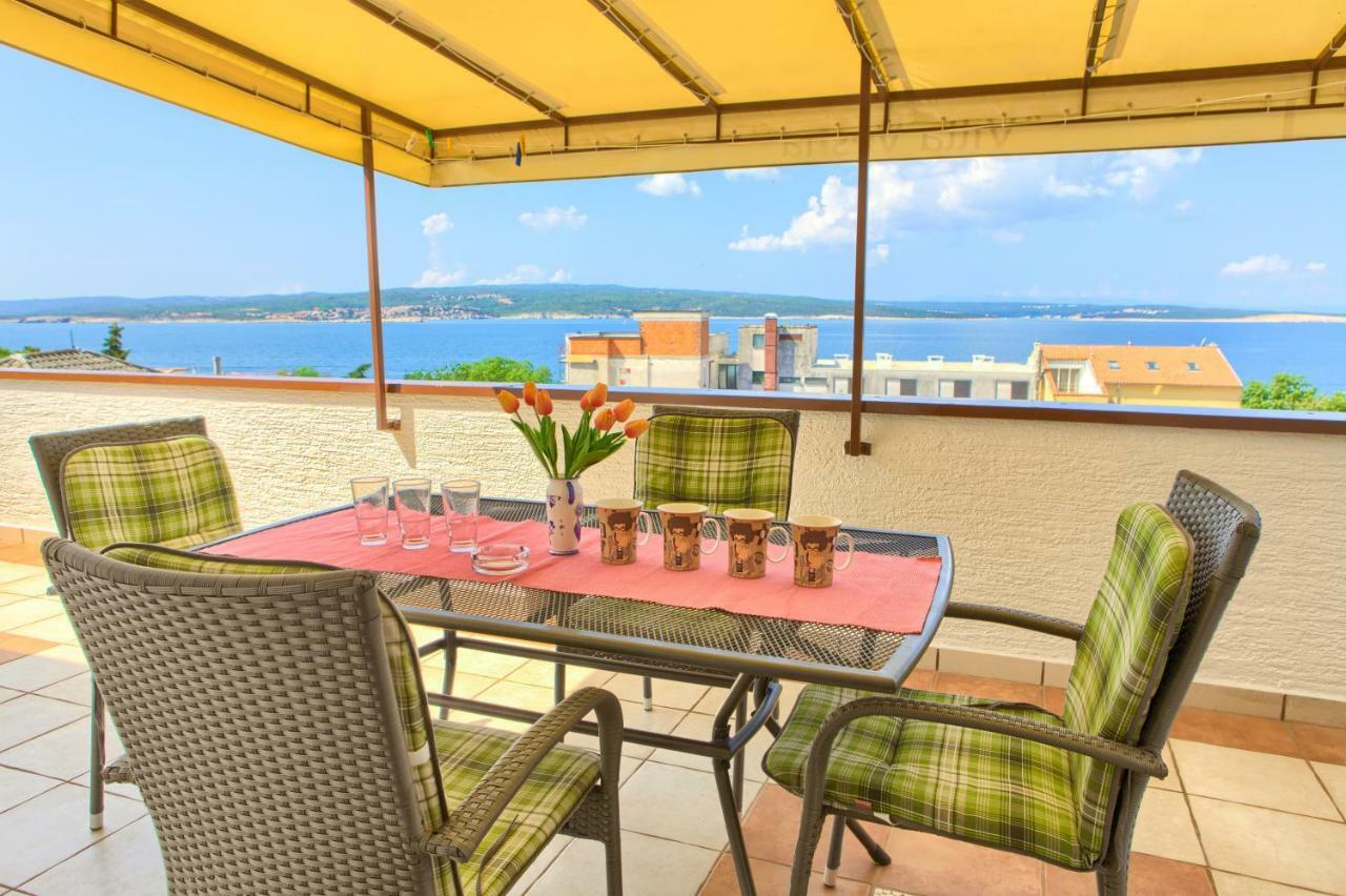 Family Apartments Vesna- 100 M Beach -Center Цриквениця Екстер'єр фото